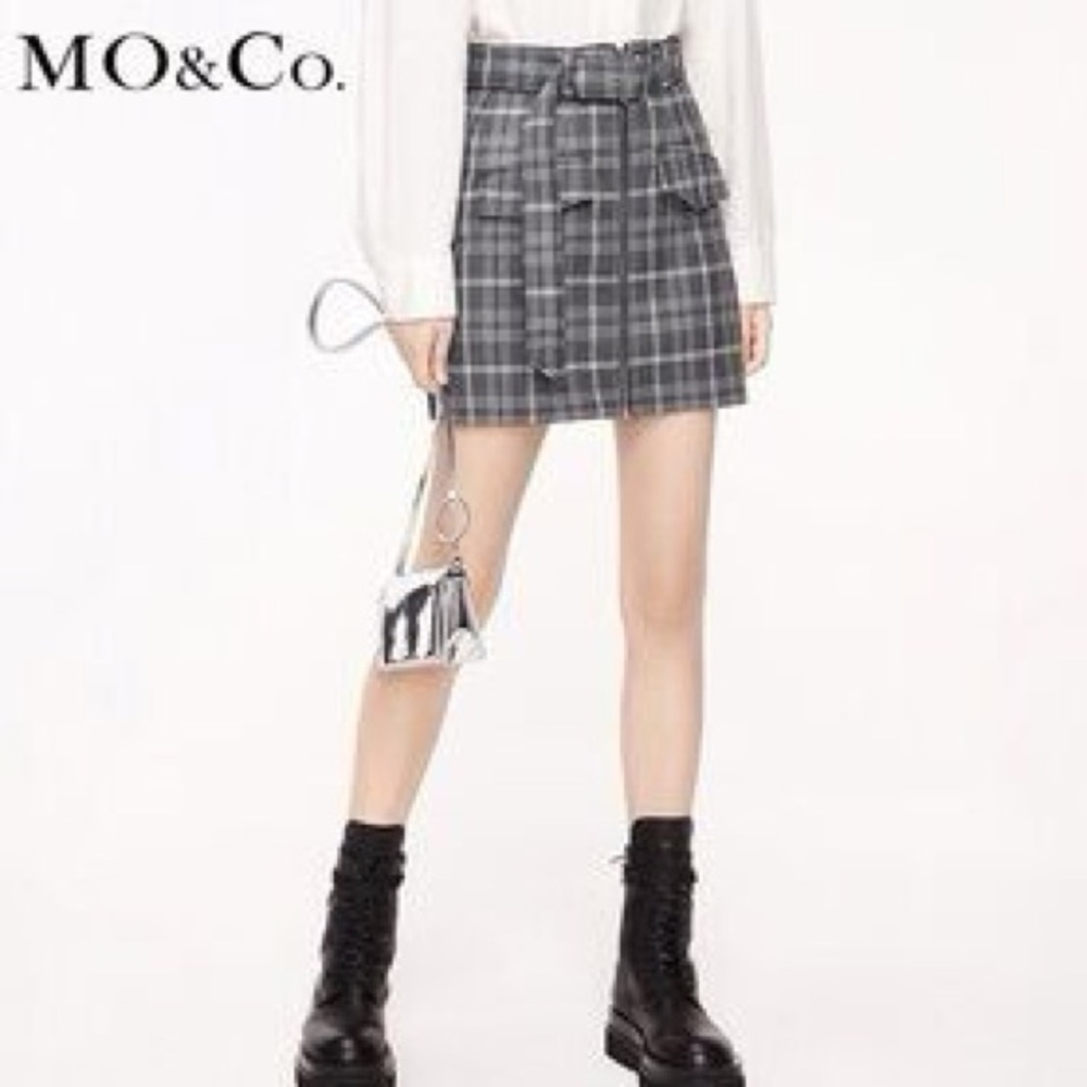 MO&Co Plaid Belted Mini Skirt in Black Size M
